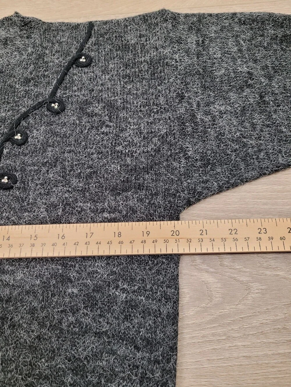 Vintage Marella Grey & Black Flower Sweater Top Size: Large - Picture 9 of 10